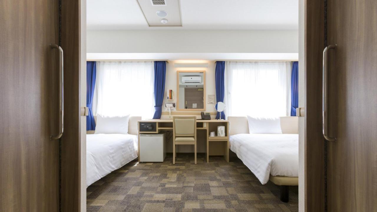 Toyoko Inn Tokyo Keihin Tohoku Sen Oji Eki Kita Guchi Екстериор снимка